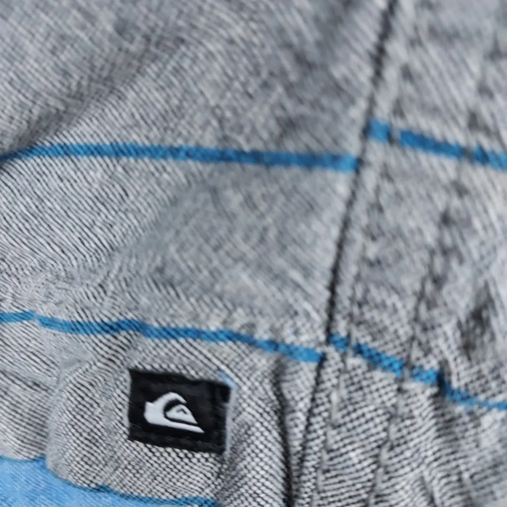 Quiksilver Mens Shorts 33 Gray Blue Striped Tailored Waist Flat FrontClassic...